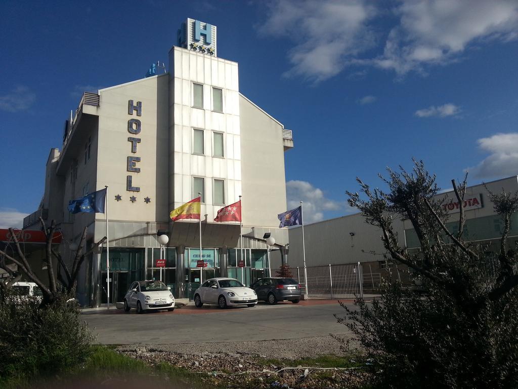 Hotel Ciudad De Fuenlabrada Exteriör bild