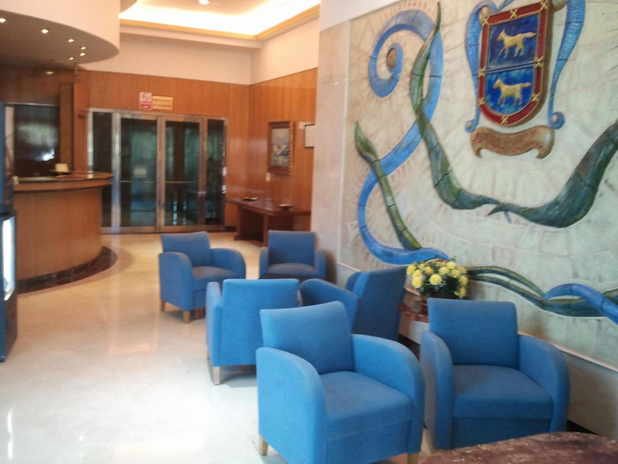 Hotel Ciudad De Fuenlabrada Exteriör bild