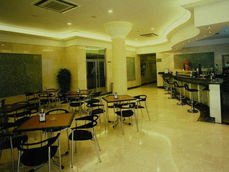 Hotel Ciudad De Fuenlabrada Exteriör bild